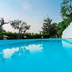 & Country Holidays Bussolengo