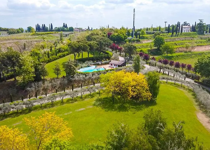 & Country Holidays Bussolengo