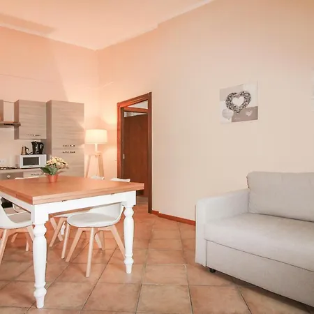 & Country Holidays Apartment Bussolengo