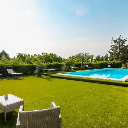& Country Holidays Apartment
