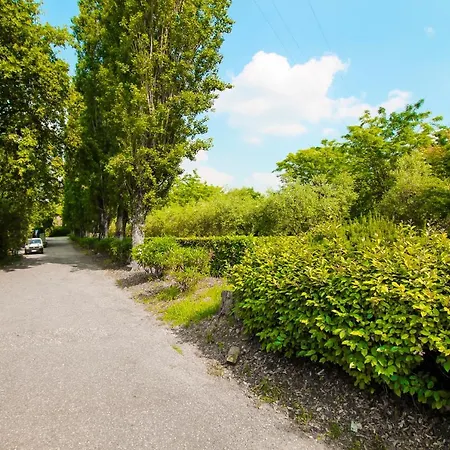 & Country Holidays Apartment Bussolengo